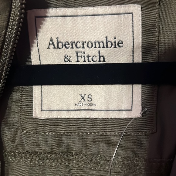 Abercrombie & Fitch XS Geen cropped hooded utility jacket - Picture 3 of 6